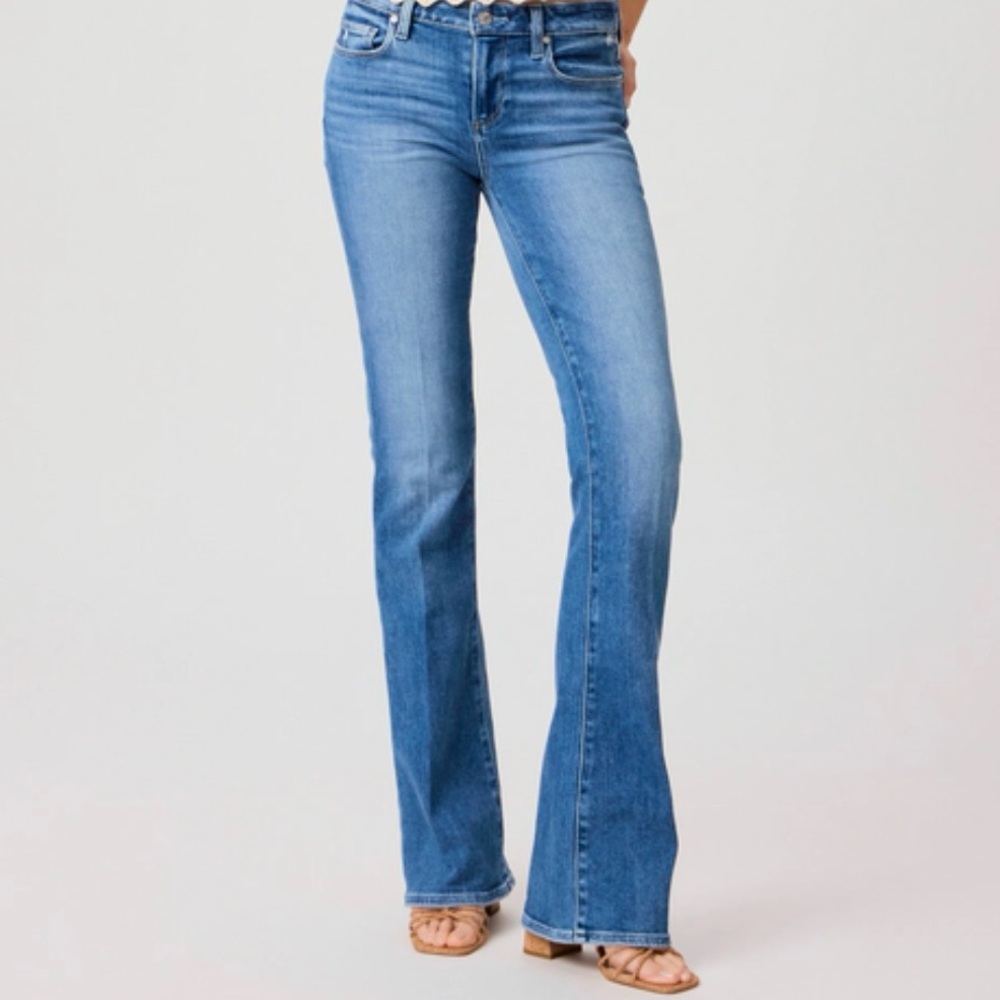Paige Laurel Canyon Lowrise Bootcut Jeans 26